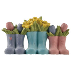 211-12938 Flowers in the boots on block-GROW Love