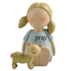 211-13219 Girl angel w/cat-pray