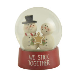 228-13514 SNOW GLOBE WITH SNOWCOUPLE HOLDING CHRISTMAS COOKIE