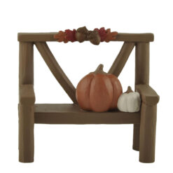 246-14140 Pumpkin on the armchair