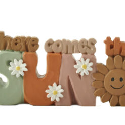 251-14239 Rainbow w flower plaque-SUN