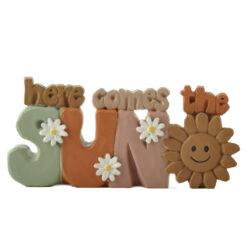 251-14239 Rainbow w flower plaque-SUN